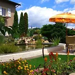 Logis Des Grands Vins Hotel