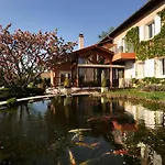 Hotel Logis Des Grands Vins 3*