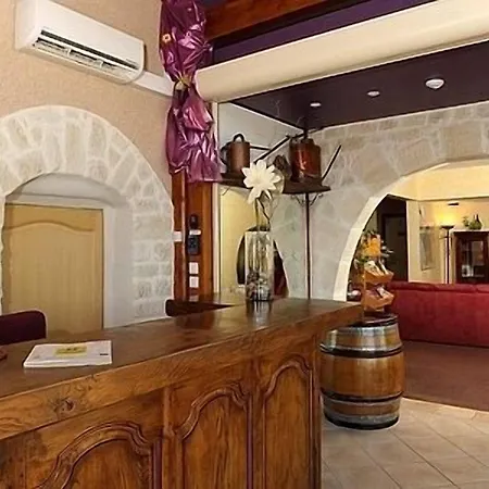 Logis Des Grands Vins