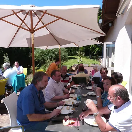 Logis Des Grands Vins ホテル フルーリー