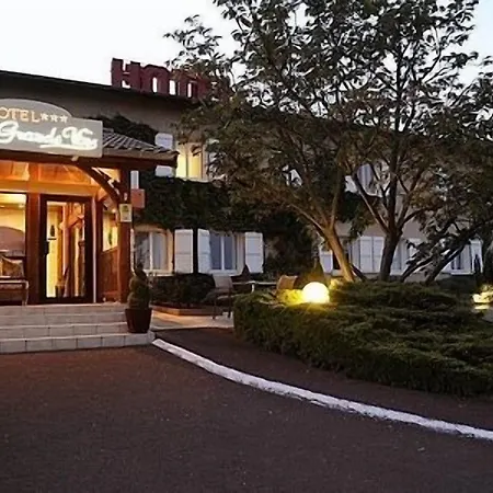 ホテル Logis Des Grands Vins