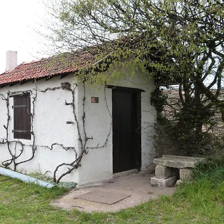 ホテル Logis Des Grands Vins