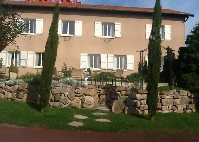 Logis Des Grands Vins 3*