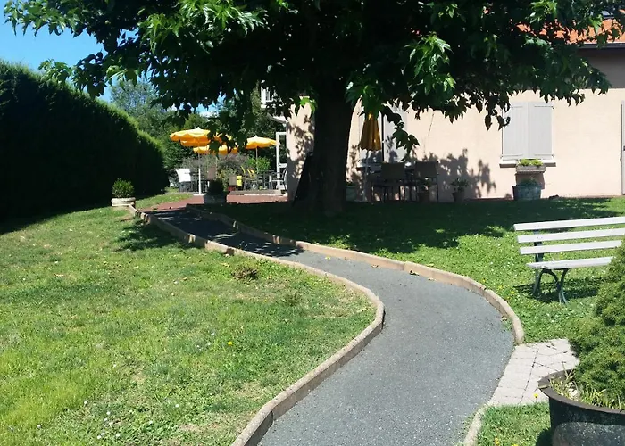 Hotel Logis Des Grands Vins