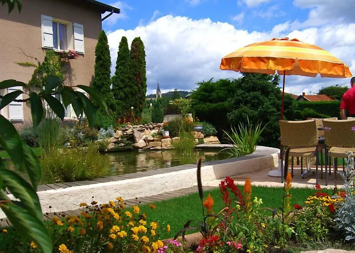 Logis Des Grands Vins Hotel