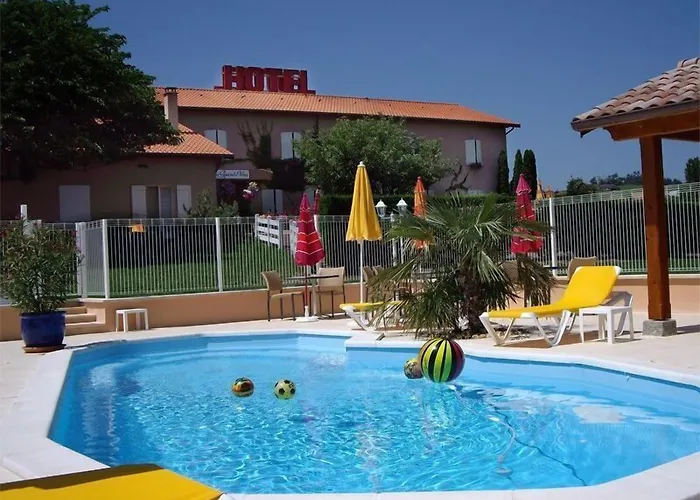 Hotel Logis Des Grands Vins Fleurie