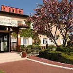 Logis Des Grands Vins 3* Флёри