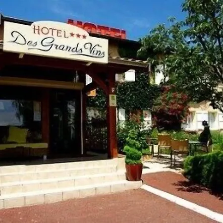 Logis Des Grands Vins 3*