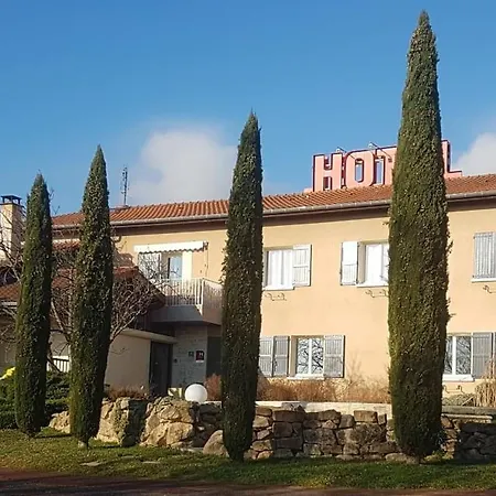 Logis Des Grands Vins Hotel 3*