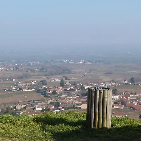 Logis Des Grands Vins 3*